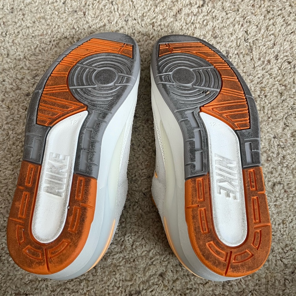 Jordan 2 low - Picture 4 of 5
